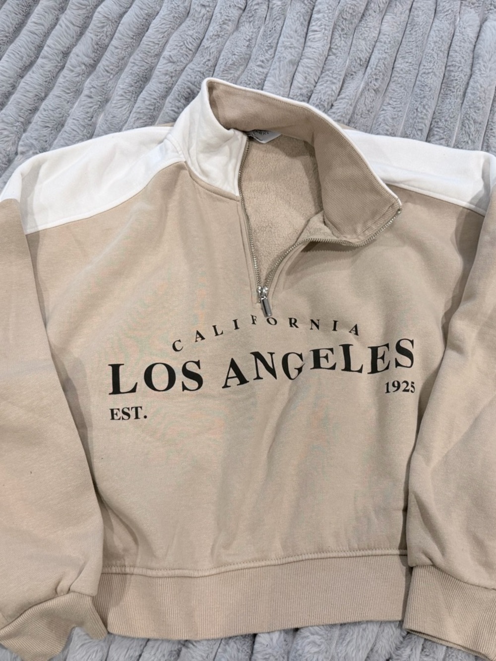 Los Angeles Half-Zip Pullover Sweatshirt - Beige & White